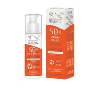 Crema Solar Facial SPF50 Alga Maris Biarritz en envase de 50 ml, diseñada para ofrecer una alta protección solar y proteger la piel del rostro de los daños del sol.
