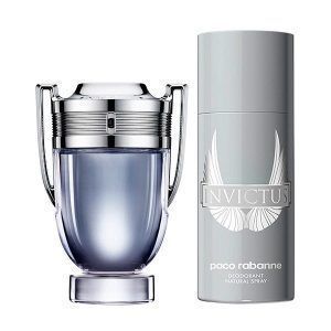 Invictus de Paco Rabanne, que incluye una fragancia Eau de Toilette de 100 ml y un desodorante. El set presenta un diseño moderno y elegante, con el perfume conocido por sus notas frescas y amaderadas, ideal para un estilo sofisticado y masculino.