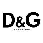 Logotipo de Dolce & Gabbana, la prestigiosa marca de moda y fragancias fundada por los diseñadores Domenico Dolce y Stefano Gabbana. Conocida por sus diseños lujosos y dramáticos, Dolce & Gabbana ha marcado tendencias en el mundo de la moda y la perfumería, ofreciendo productos que combinan elegancia, sofisticación y un toque de extravagancia.