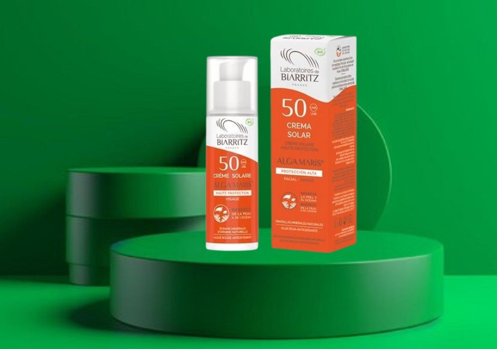 Envase de Crema Solar Facial SPF50 Alga Maris Biarritz, protector solar orgánico para pieles sensibles con ingredientes naturales y antioxidantes